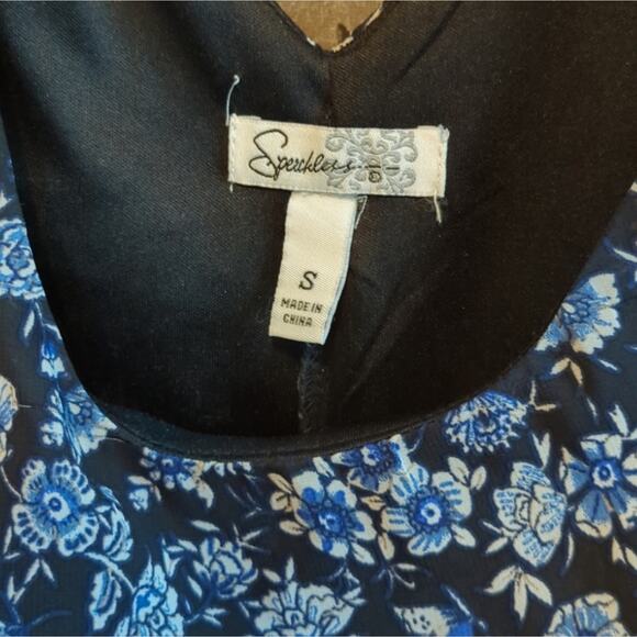 Speechless Women's Size Small Blue Floral 3/4 Button Sleeve Dress Back Cut Out - Picture 10 of 11